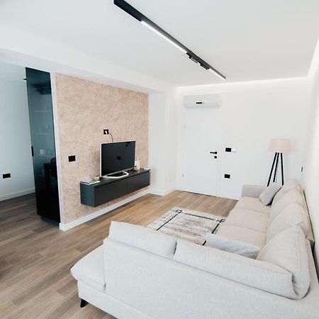 Froa Luxury Apartment Дебар Екстер'єр фото