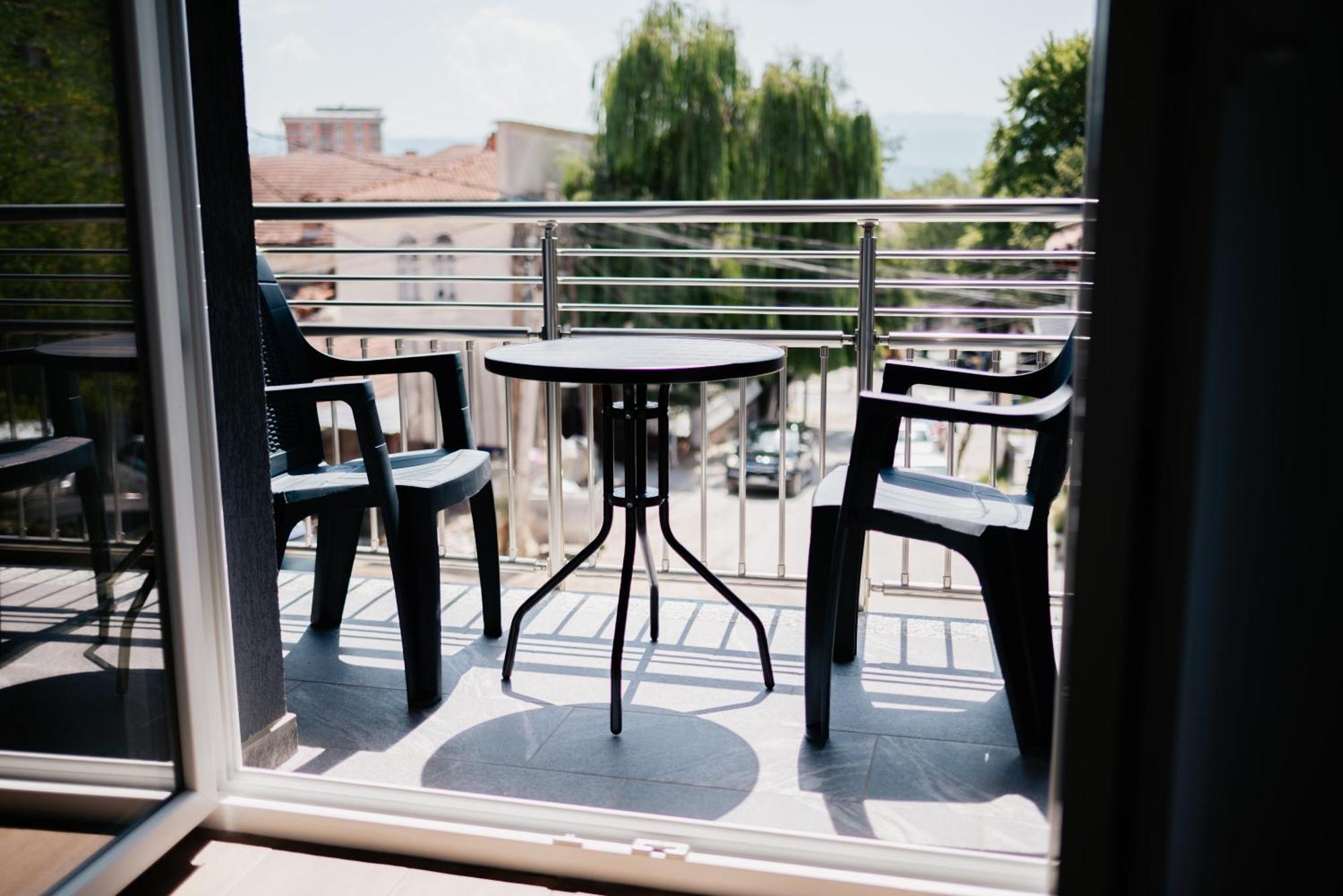 Froa Luxury Apartment Дебар Екстер'єр фото